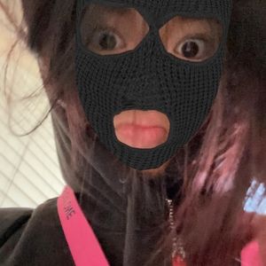 Meet your Posher, Jacinda